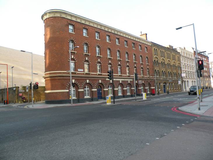 immeubles anciens en briques, Southwark Street